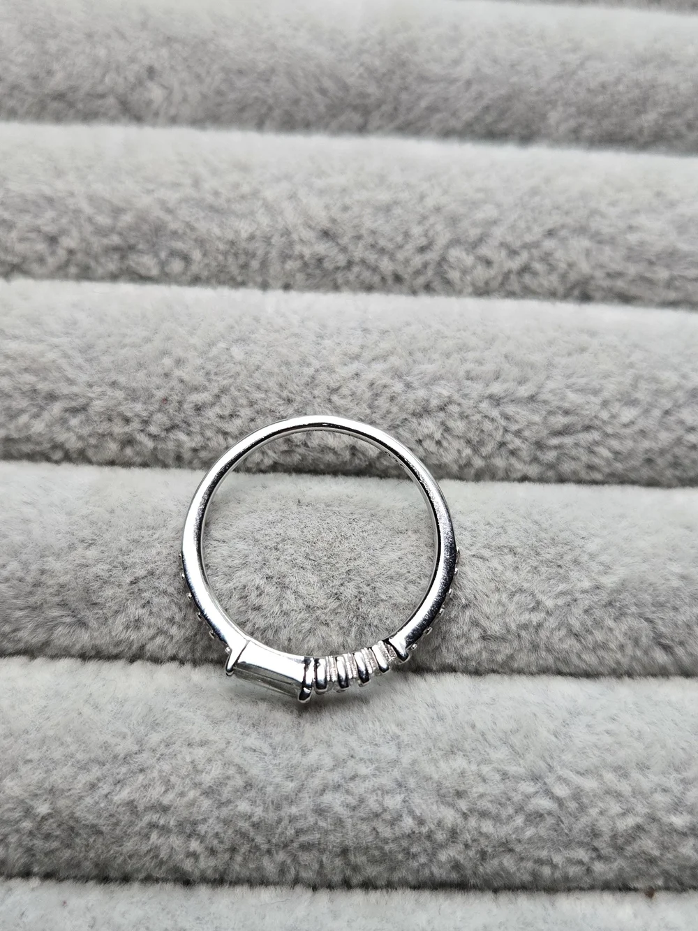 Size 7 Light Green Topaz 925 Sterling Silver Bomb Party Ring